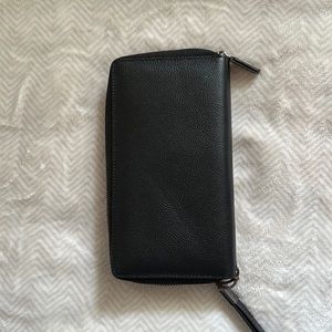 Argue wallet from Amazon